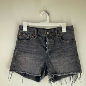 Levi’s high waisted black shorts